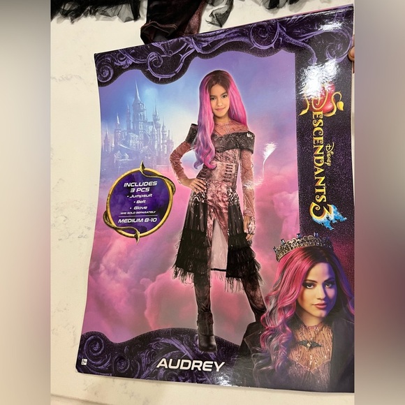 Disney Descendants 3 Mal Costume - Purple and Black - Picture 1 of 7